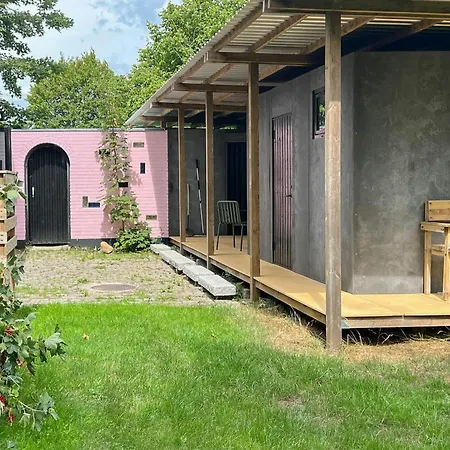 Japanese-inspired Nature Gem In Feriehus *