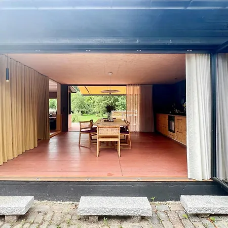 Japanese-inspired Nature Gem In Feriehus Vejby