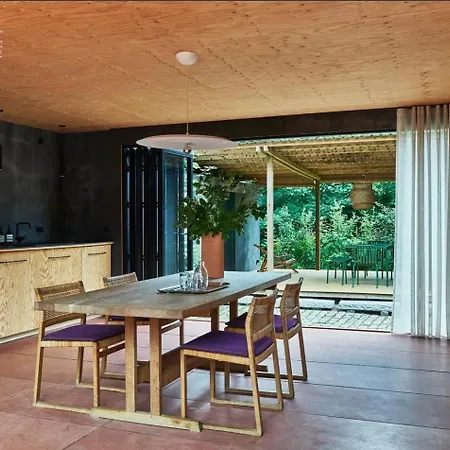 Japanese-inspired Nature Gem In Vejby