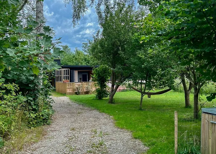 Japanese-inspired Nature Gem In *