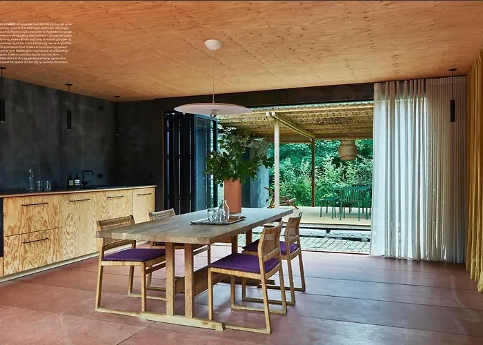 Japanese-inspired Nature Gem In Vejby